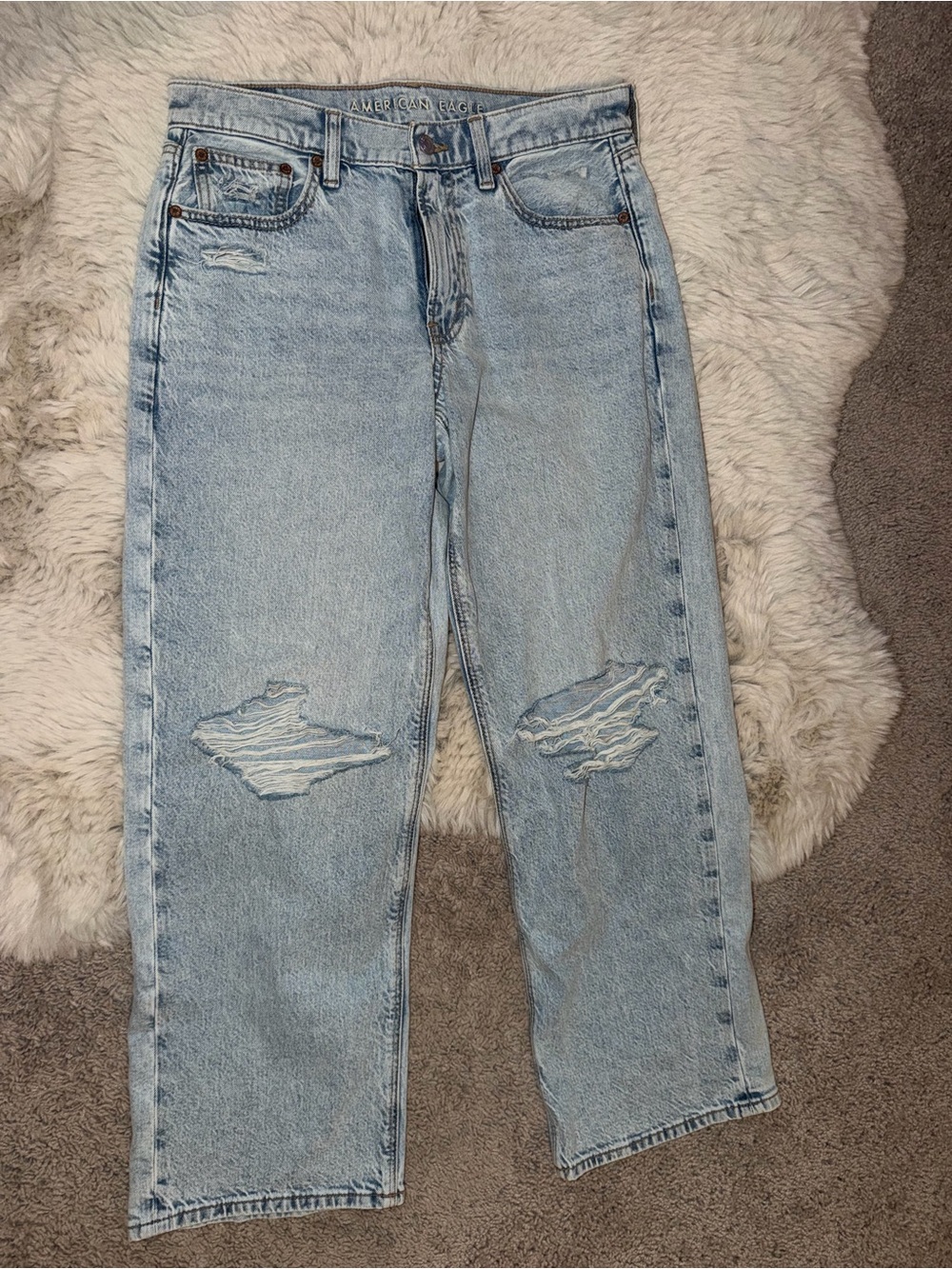 American Eagle Outfitters Light Blue Ripped Boyfriend Jeans